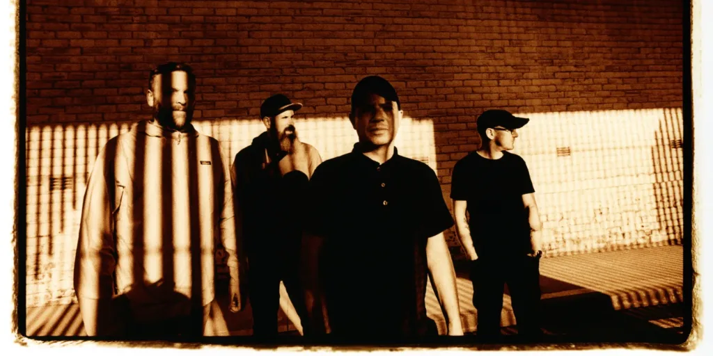 Mogwai-Lion-Rumpus