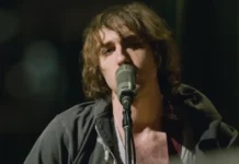 Geese revive From the Basement con una electrizante sesión de 35 minutos Geese Cameron Winter