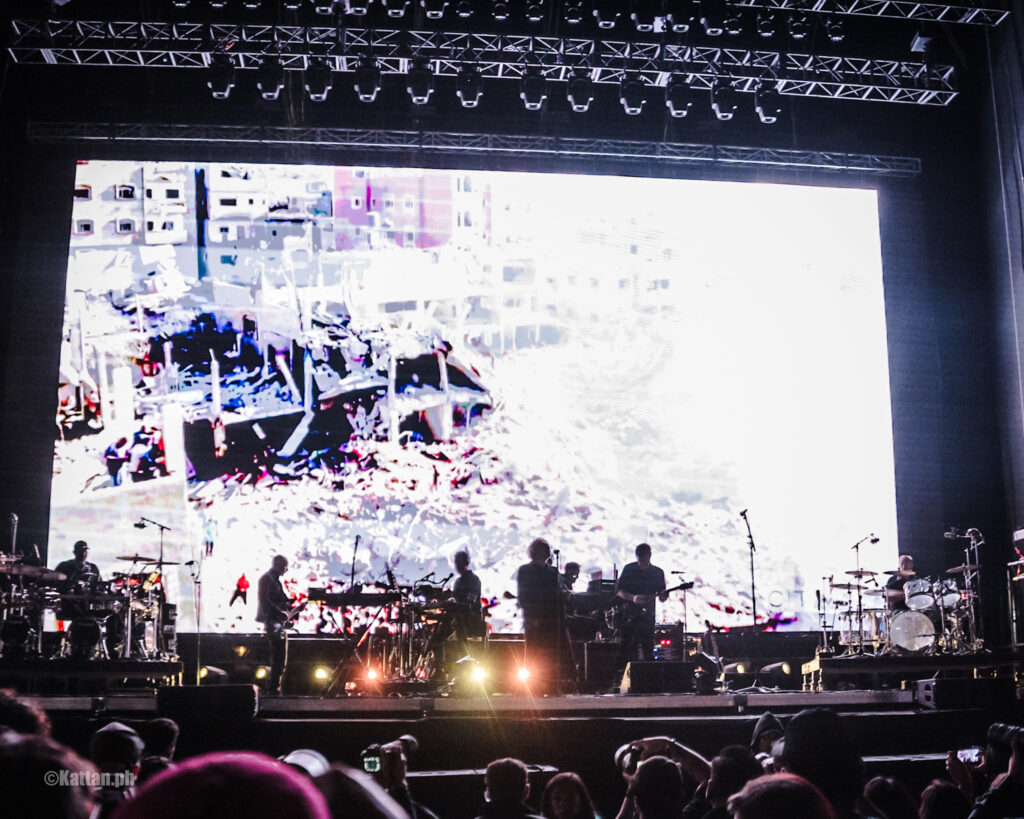 massive attack fp 02 massive attack fp 02