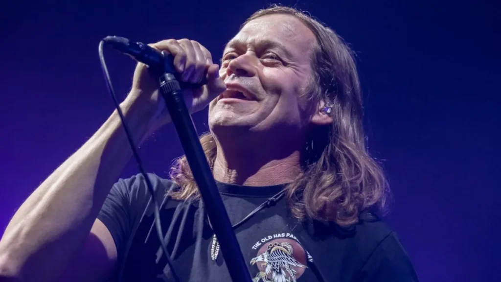 Brad Arnold 3 Doors Down Lead Singer Has Died